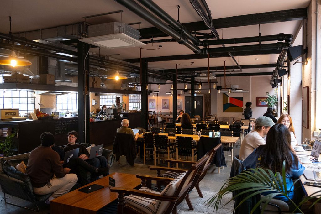 De Beauvoir Deli